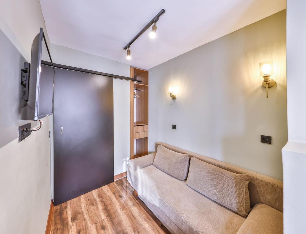 Hug Galata Apartment Истанбул Екстериор снимка